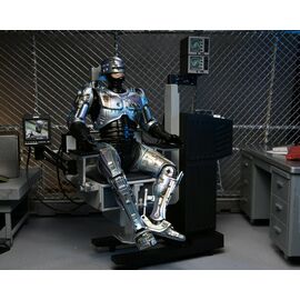ULTIMATE ROBOCOP - Battle Damaged w/Chair - Action Figure 20cm