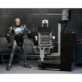 ULTIMATE ROBOCOP - Battle Damaged w/Chair - Action Figure 20cm