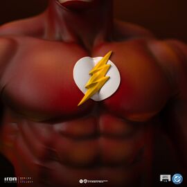 DC COMICS - Flash - Statue Legacy Replica 54.2cm