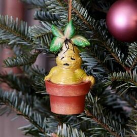 Harry Potter Mandrake Hanging Ornament 9.5cm / Fan Shop and Merchandise - Merchandise Seasonals - Various - Techbox