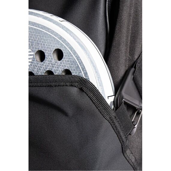 Osaka - Padel Backpack - Iconic Black / Sport and Outdoor | Techbox