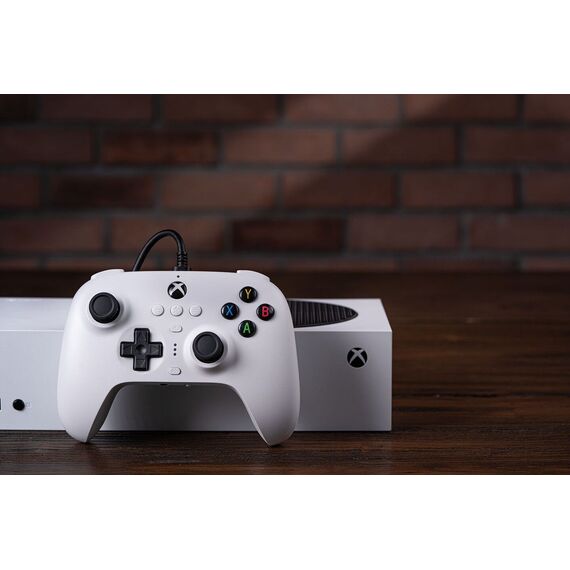 8BitDo Ultimate Wired Controller for Xbox Hall Ed/ White / Xbox Series X - S Accessories - Series X - Techbox