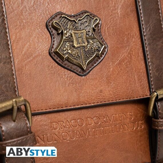 HARRY POTTER - Premium Backpack - Hogwarts / Fan Shop and Merchandise - Bags, Backpacks & Luggages - Fashion - Techbox