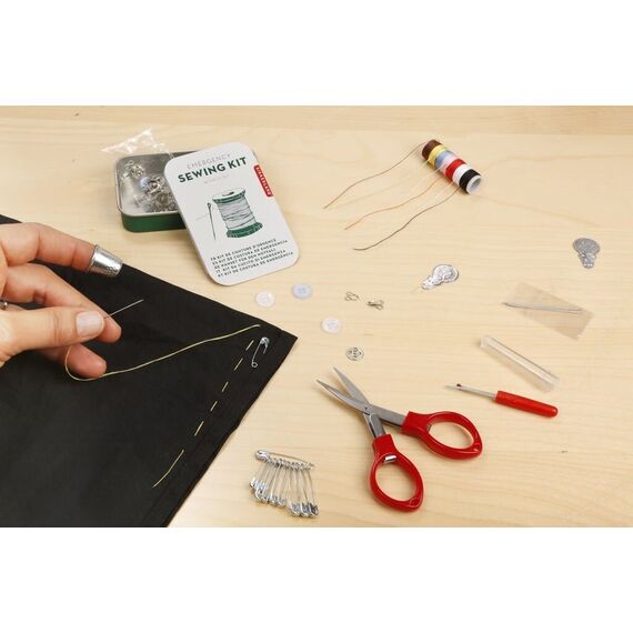 Emergency Sewing Kit (CD134) / Gadgets