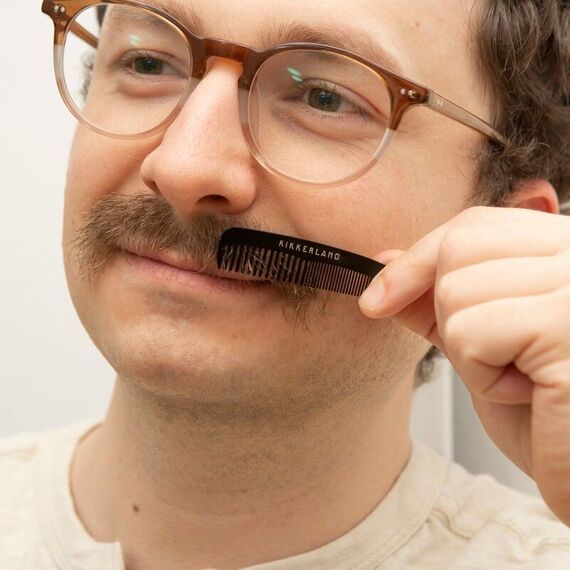 Mini Mustache Comb / Gadgets