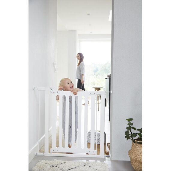 SAFE - SafeGate Wood Hardware Mounted - White - 76 -105 cm / Baby and Children
