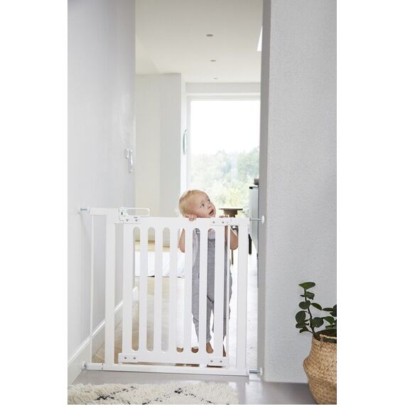 SAFE - SafeGate Wood Hardware Mounted - White - 76 -105 cm / Baby and Children