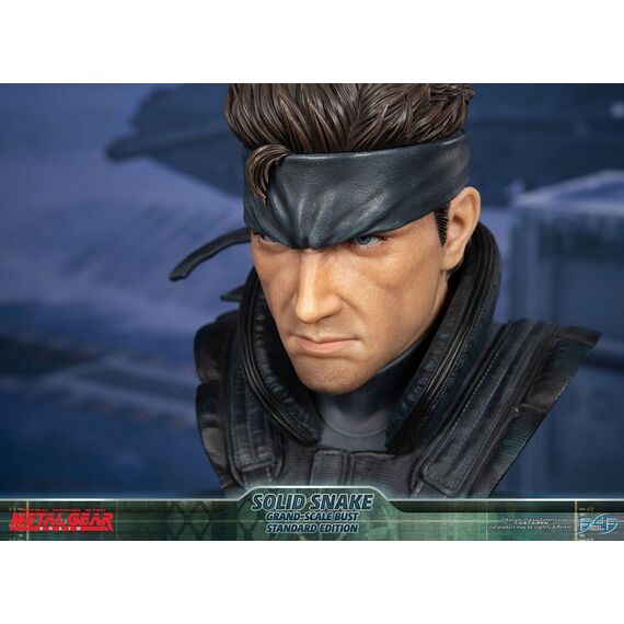 Metal Gear Solid (Solid Snake Grand-Scale Bust) RESIN Statue / Fan Shop and Merchandise |  Techbox