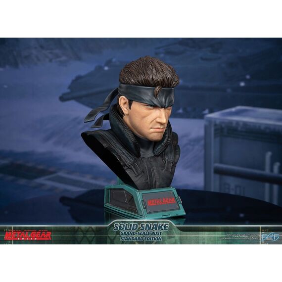 Metal Gear Solid (Solid Snake Grand-Scale Bust) RESIN Statue / Fan Shop and Merchandise |  Techbox