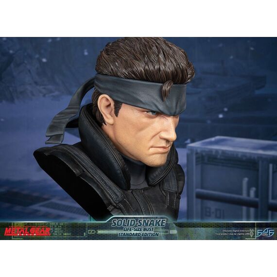 Metal Gear Solid (Solid Snake Life-Size Bust) RESIN Statue / Fan Shop and Merchandise |  Techbox