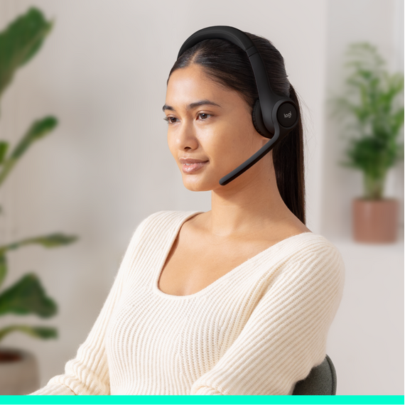 Logitech - Zone 300 wireless headset / Electronics