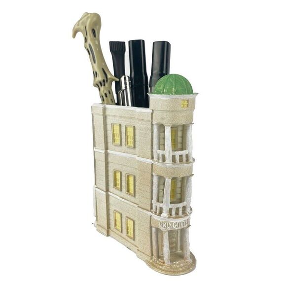 Pyramid International - Harry Potter Desk Tidy Pen Pot - Gringotts / Fan Shop and Merchandise |  Techbox
