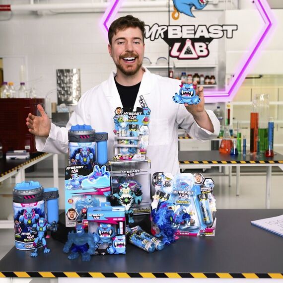 MR BEAST LAB - VINYL FIGURE ASS (24729) / Toys