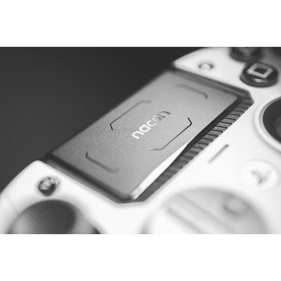 Nacon PS5 Revolution 5 Pro Controller White / PlayStation 5 | Techbox