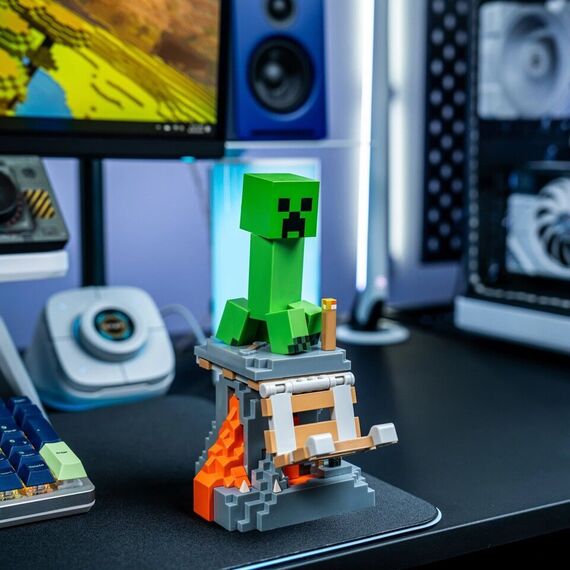 Cable Guys - Minecraft: Creeper Cable Guy R.E.S.T / PlayStation 5 | Techbox