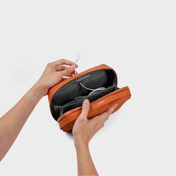Orbitkey - 2-in-1 Tech Pouch - Terracotta / Gadgets - Αταξινόμητα -  - Techbox