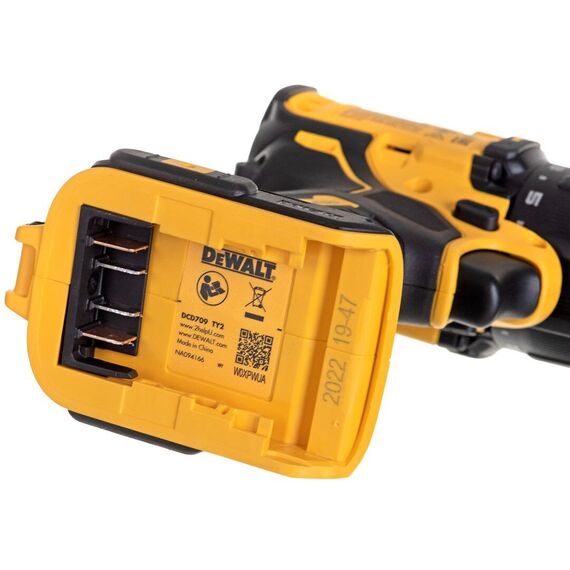 POWER TOOL COMBO KIT DEWALT DCK2062M2T (DCD709+DCF809) 18V 2X4.0AH | Techbox