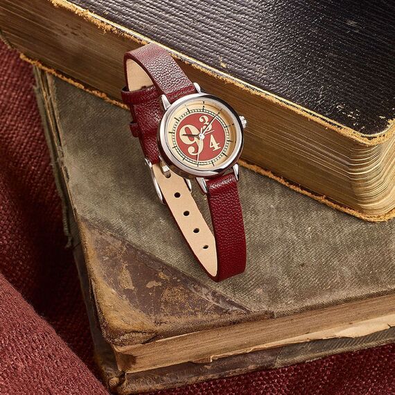Harry Potter Platform 9 3/4 watch |  Techbox