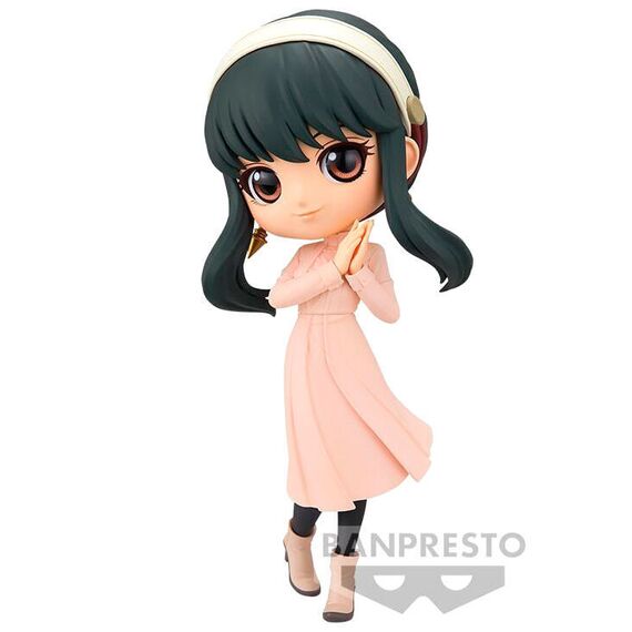 Spy X Family Going Out Yor Forger figure 14cm - Figurines - Collectibles - Techbox