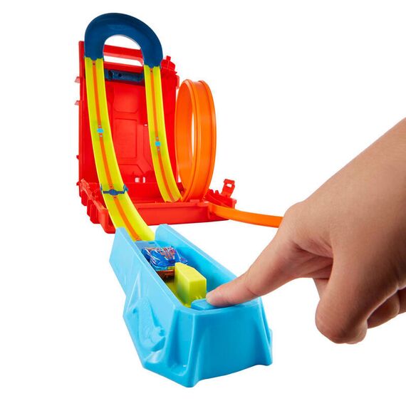 Hot Wheels Track Builder Fuel Can Stunt box |  Techbox