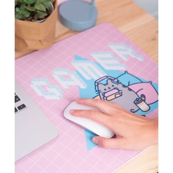 Pusheen gaming desk mat | Techbox