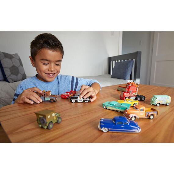 Disney Pixar Cars assorted metal car