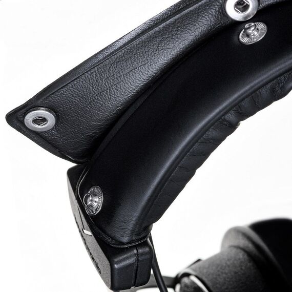Beyerdynamic DT 770 PRO 32 Ω - closed studio headphones - Headsets - Speakers & Headphones - Techbox