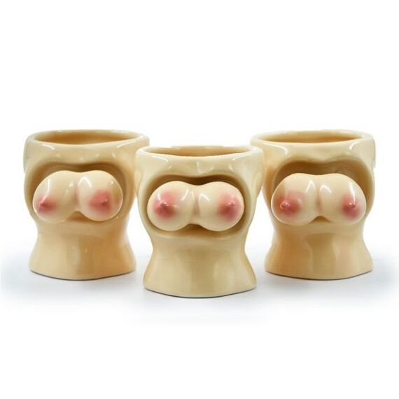Jiggle Me Drunk : 3-Glass Boob Shot Set / Gadgets - Αταξινόμητα -  - Techbox