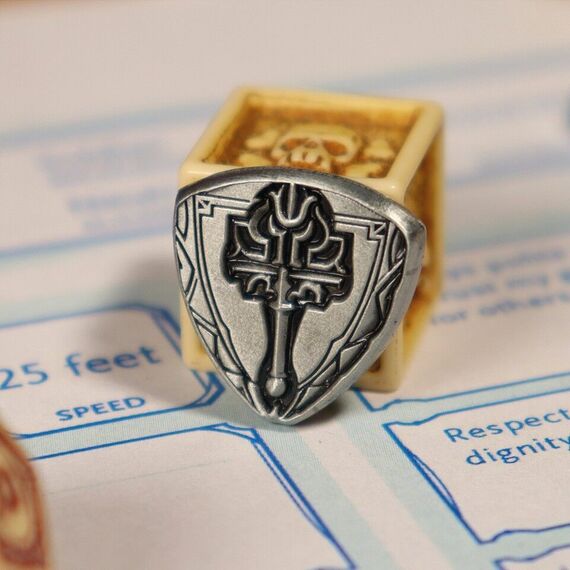 Dungeons & Dragons Waterdeep Coin Collection / Fan Shop and Merchandise |  Techbox