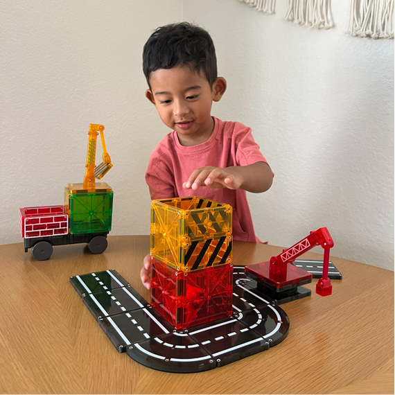 MAGNA-TILES - Builder 32 Piece Set (90226) / Toys
