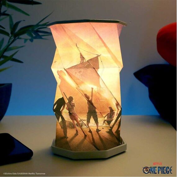 One Piece Straw Hat Crew Lamp / Fan Shop and Merchandise |  Techbox