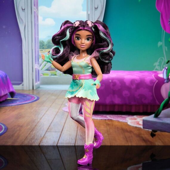 Unicorn Academy - Fashion Doll 24 cm - Ava (6067324) / Toys - Dolls - Collectibles - Techbox