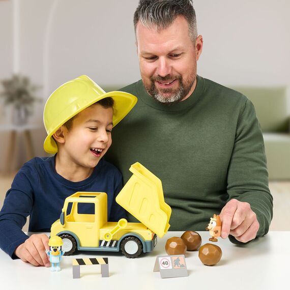 Bluey Dump Truck + figures