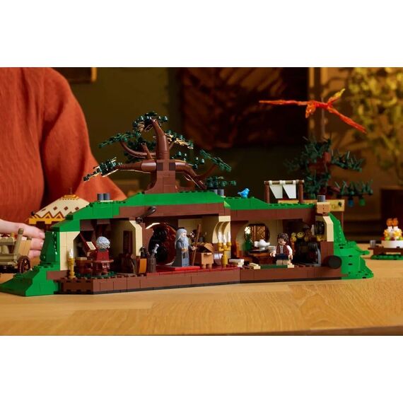 LEGO ICONS 10354 The Lord of the Rings: Shire |  Techbox