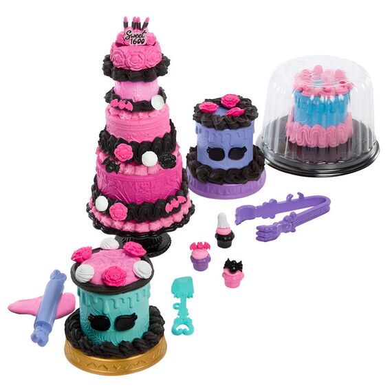 Monster High Birthday Clawdeen Wolf doll