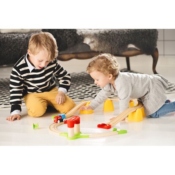 BRIO - My First Railway Battery Operated Train Set (33710) / Toys
