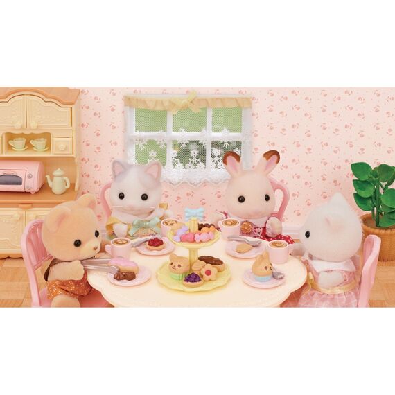 Sylvanian Families - Candy Party Set (5742) / Toys