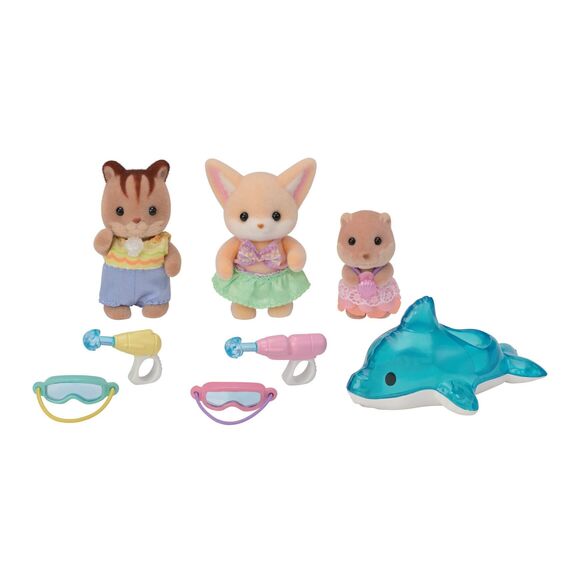 Sylvanian Families - Kindergarten Friends - Wading Pool Trio (5749) / Toys