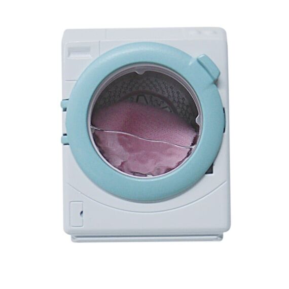 Sylvanian Families - Laundry & Vacuum Cleaner (5445) / Toys