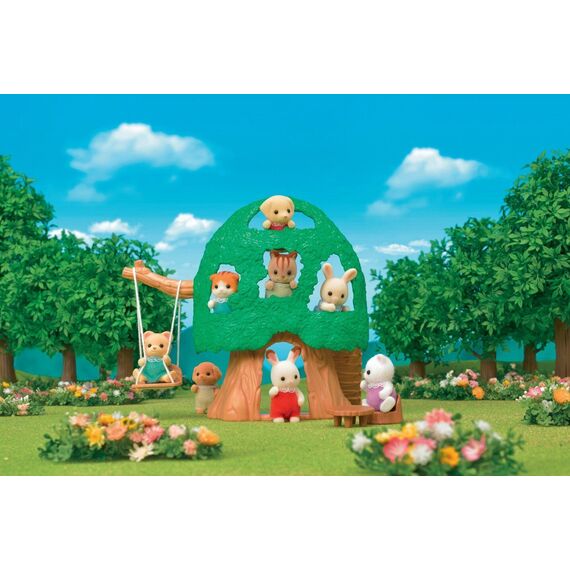 Sylvanian Families - Baby Tree House (5318) / Toys