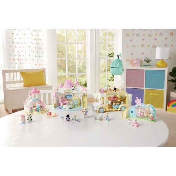 Sylvanian Families - Rainbow Fun Kindergarten Bus (5744) / Toys