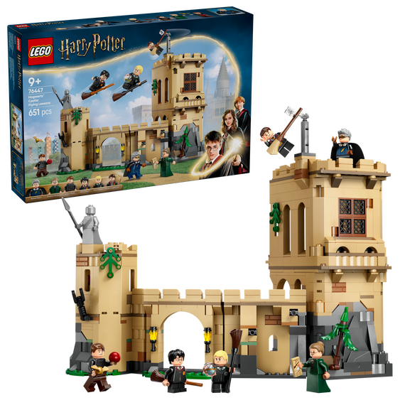 LEGO - Harry Potter TM - Hogwarts Castle: Flying Lessons (76447) / Toys