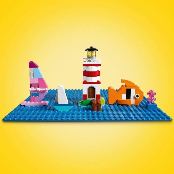 LEGO Classic - Blue Baseplate (11025) / Toys |  Techbox