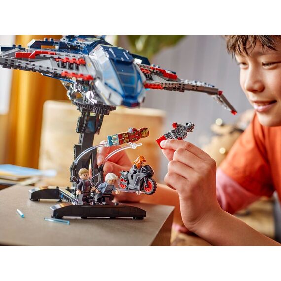 LEGO - Super Heroes - Avengers: Age of Ultron Quinjet (76325) / Toys - Lego - Collectibles - Techbox