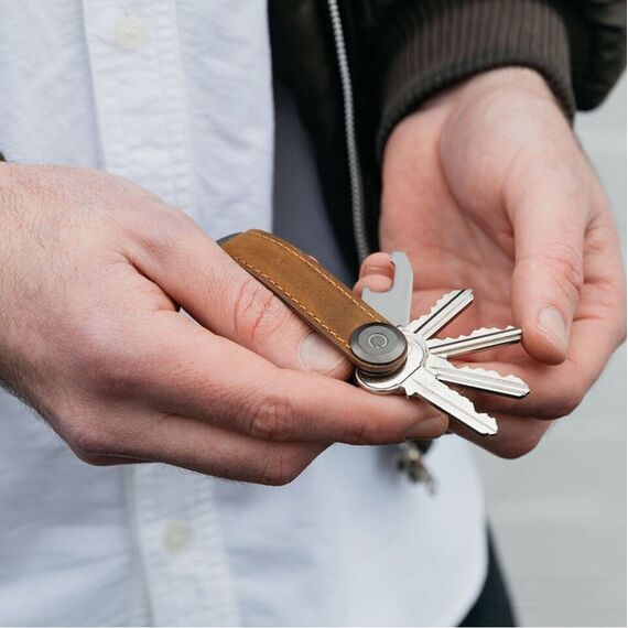 Orbitkey - Crazy Horse Leather Key Organiser - Chestnut Brown/Brown / Gadgets