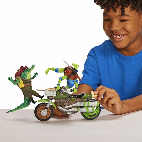 Turtles Mutant Mayhem - Vehicle with Figur Assorted (46-83430) / Toys