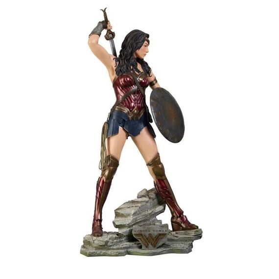 Wonder Woman Life-Size Statue Wonder Woman 224 cm |  Techbox