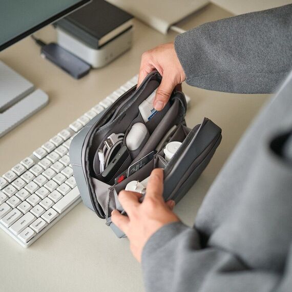 Orbitkey - 2-In-1 Tech Pouch - Graphite / Gadgets