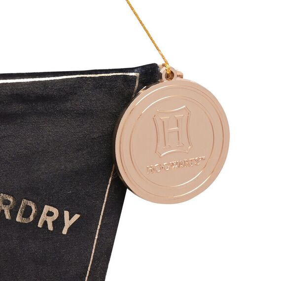 Harry Potter Hogwarts hanging banner