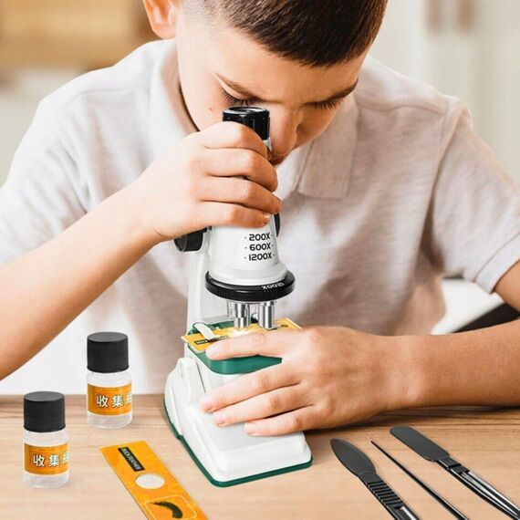 4-Kids - LED Microscope (43604) / Toys